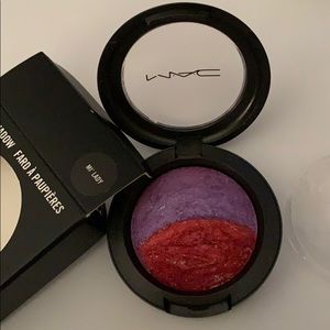 Brand new in box: Mac Eyeshadow